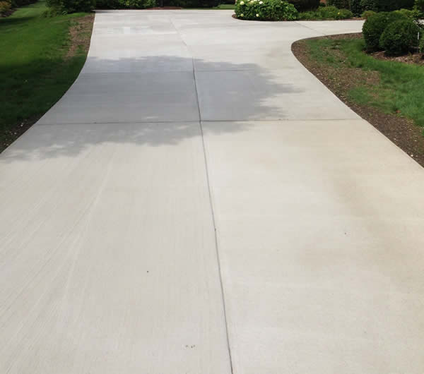 New England Softwash Concrete Cleaning Services in Northeast Massachusetts and Southeast New Hampshire